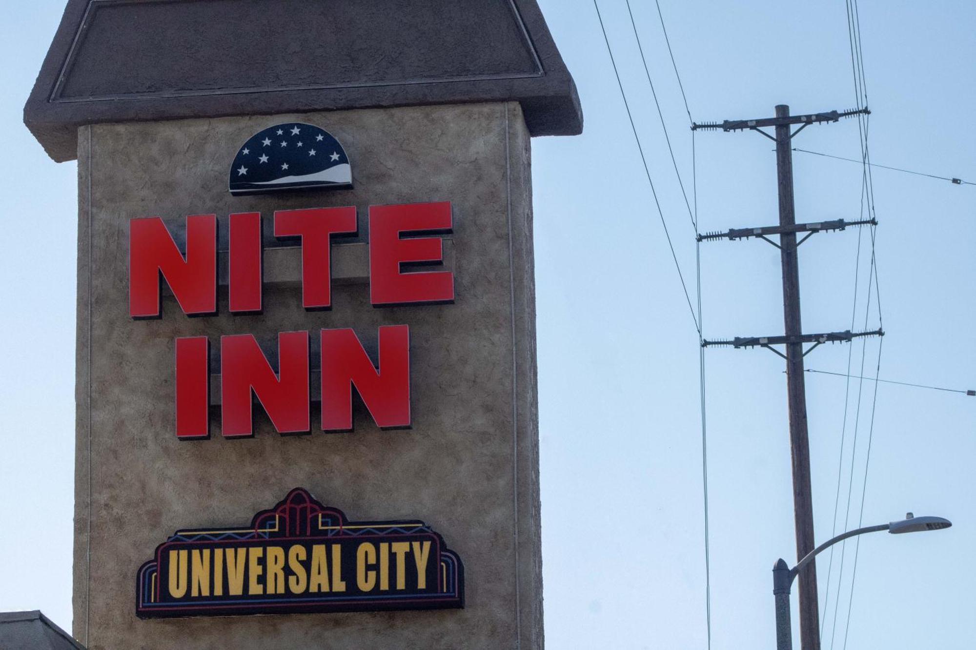 Nite Inn At Universal City - Walking Distance To Universal Studios Hollywood Лос-Анджелес Екстер'єр фото