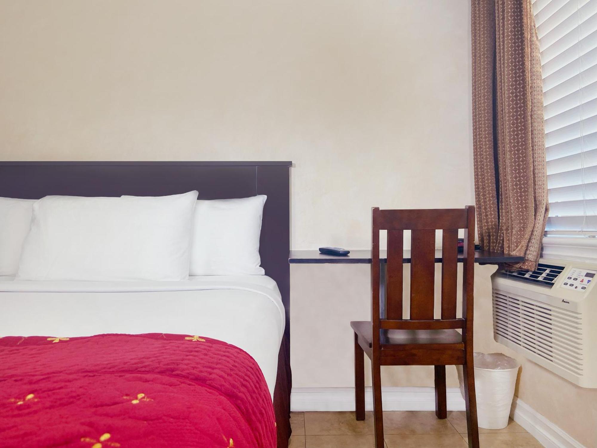 Nite Inn At Universal City - Walking Distance To Universal Studios Hollywood Лос-Анджелес Екстер'єр фото
